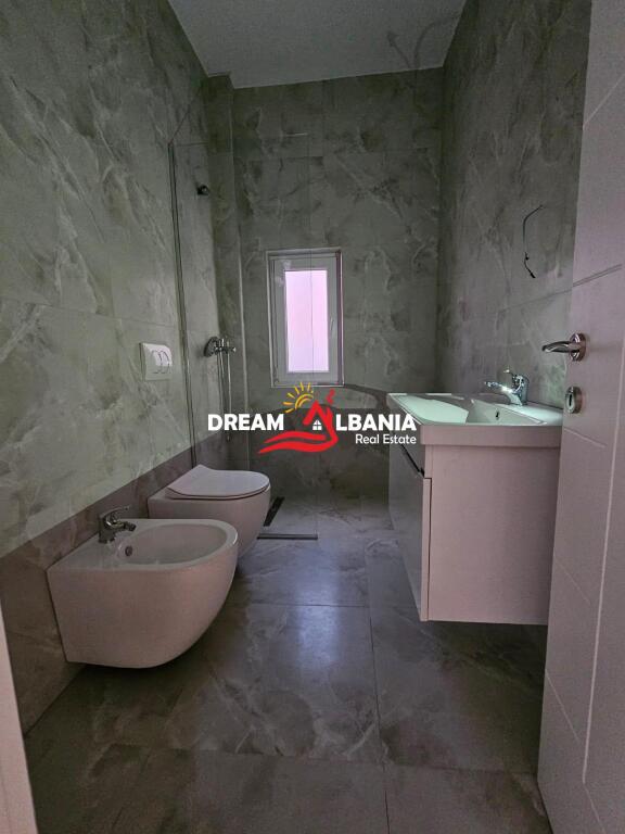 Apartament 2+1 ne Shitje Rruga e Kavajes, prane Xhamise ne Tirane (ID 4129530)