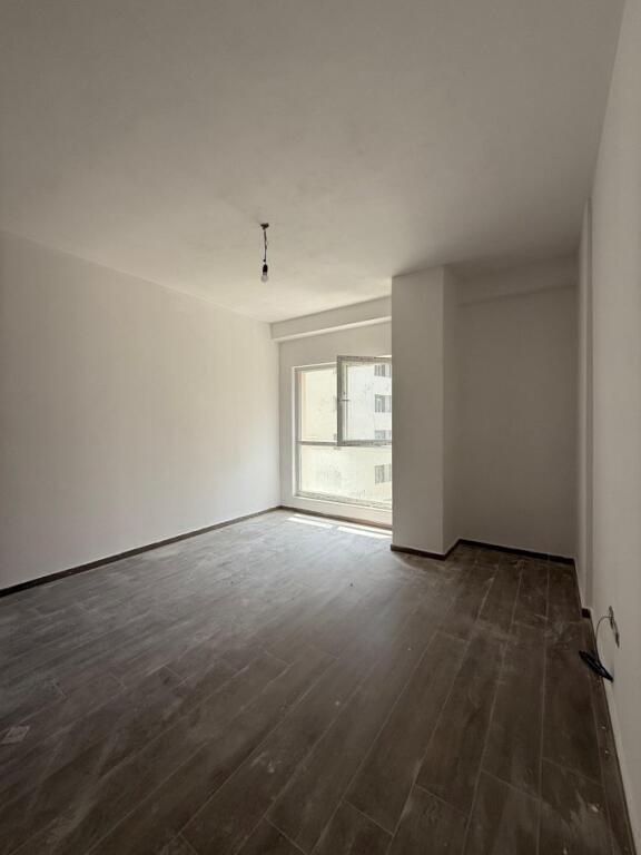 OFFICE FOR RENT 70 M2 LAPRAKE 450 EURO