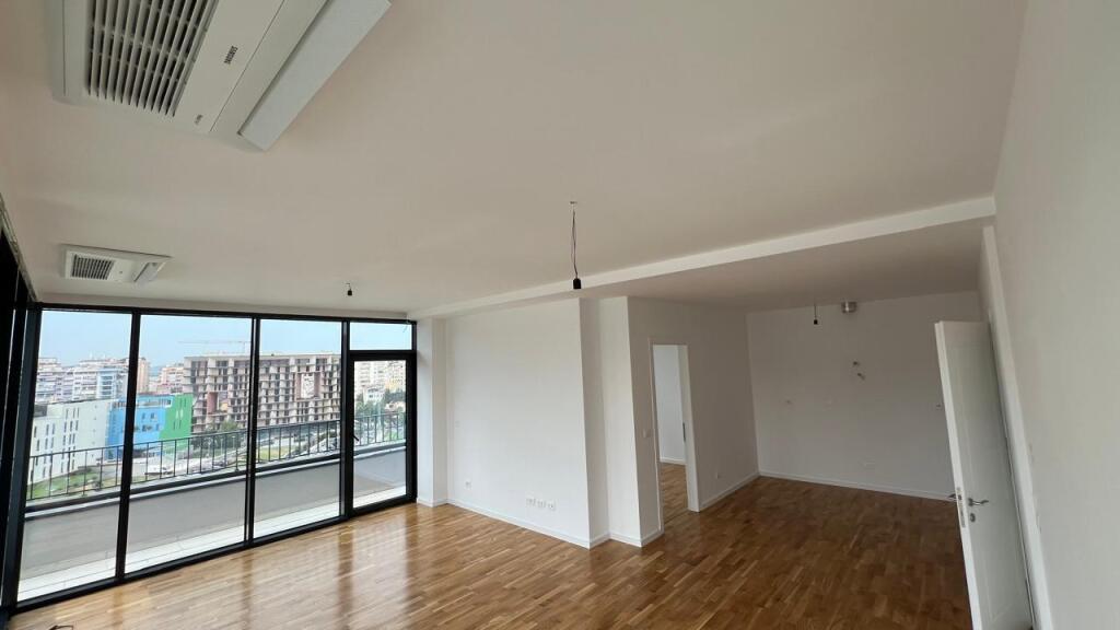 OFFICE FOR RENT 136 M2 KOSOVAREVE STREET 1,400 EURO