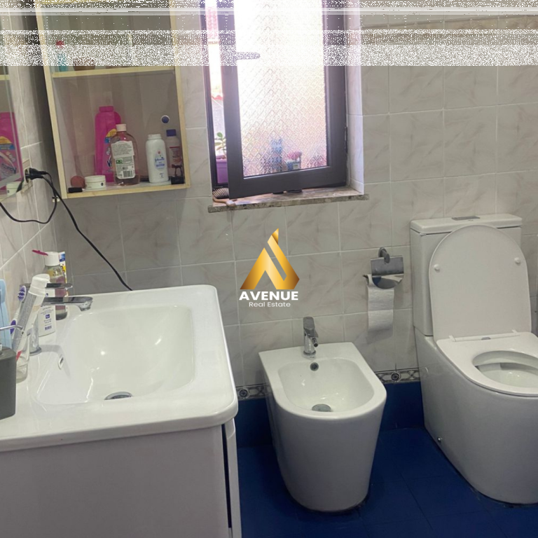 AFFITTASI APPARTAMENTO 1+1 VIA SHEFQET MUSARAJ, VICINO A 21 DHJETORI, TIRANA