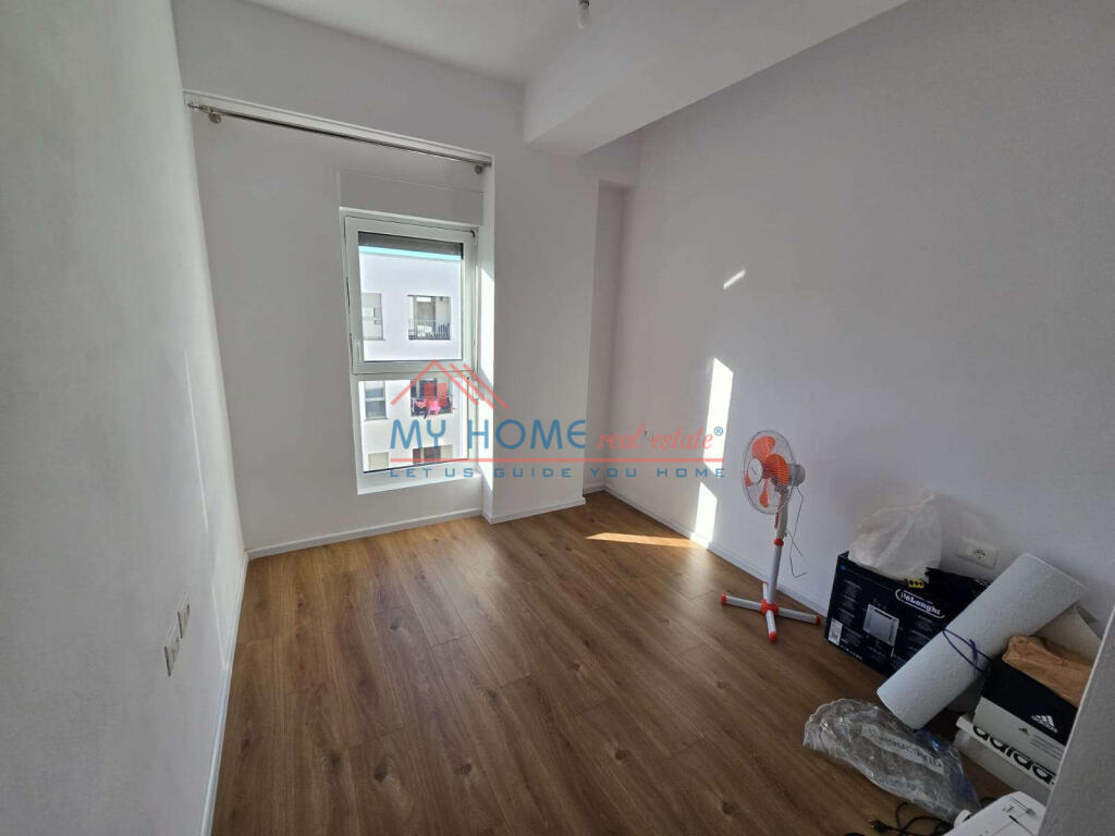 Appartamento 2+1 in vendita Ali Demi a Tirana