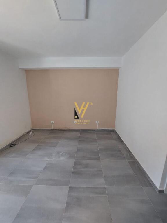 SHOP 30 M2 FOR RENT ON SULEJMAN PASHA STREET 45,000 LEKE