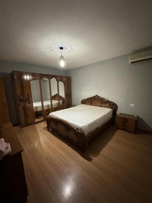 APARTAMENT ME QERA 2+1 IRFAN TOMINI 50.000 LEKE