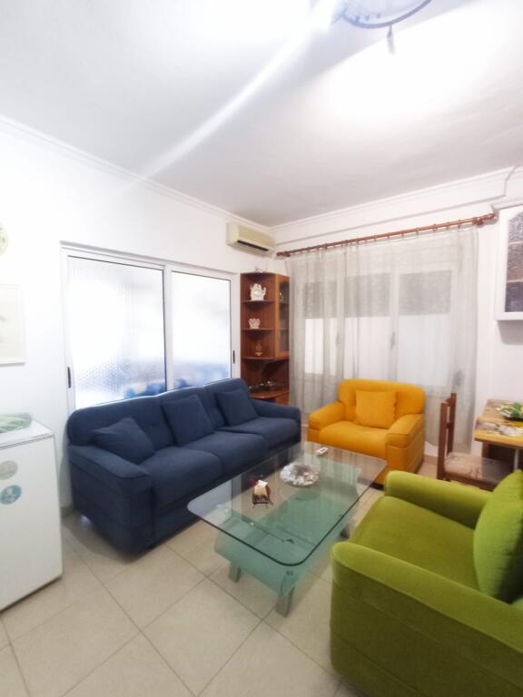 Jepet me qira apartament 2+1+2 i mobiluar pranë TAIWAN-it