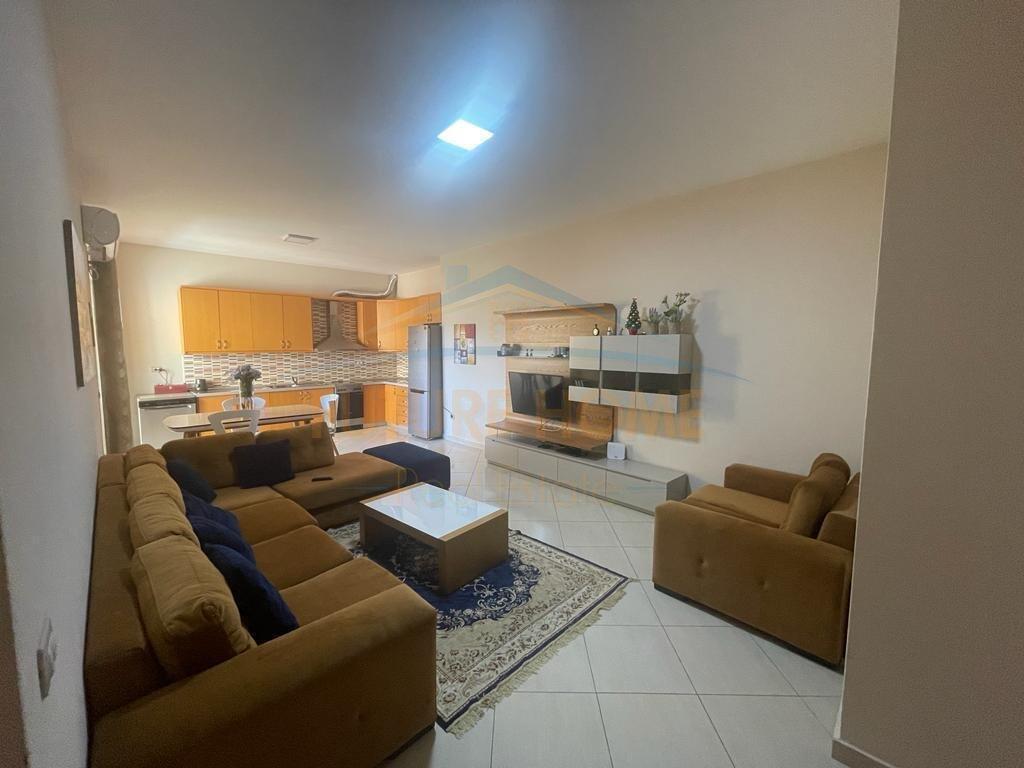 Disponojmë Apartament 2+1, për Shitje.Bulevardi Gjergj Fishta,Tirane