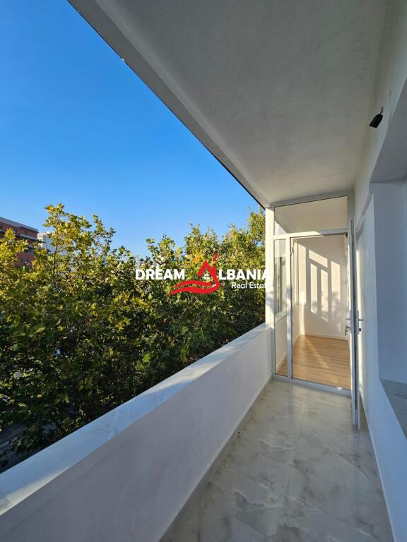 Apartment 1+1 for Sale on Kavaja Street, near the Mosque in Tirana (ID 4119427)
