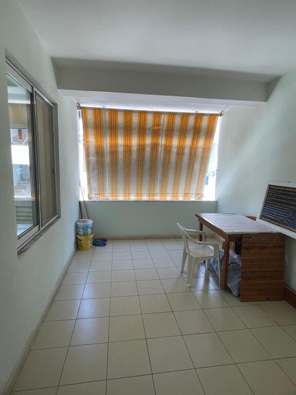 🏡 Apartament 3+1 për Shitje – Lagjja 5, Kati 3, Pallat Egzistues