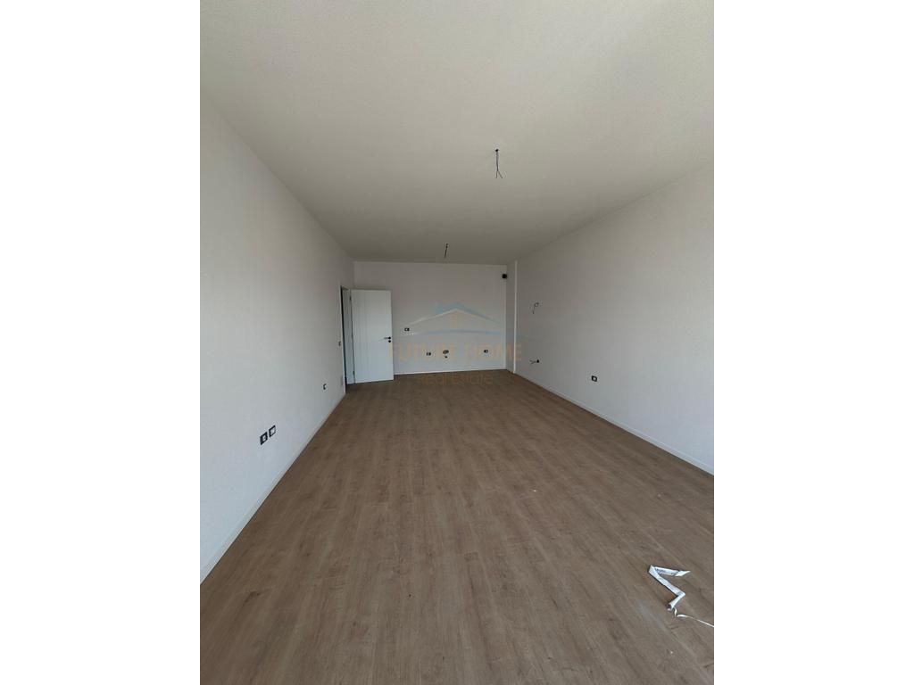 Vendesi in vendita Appartamento 2+1+2, Complesso Priam, Kamëz.