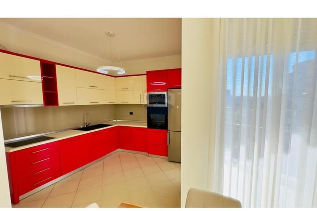 Appartamento 2+1+2+P in affitto in via Kosovareve