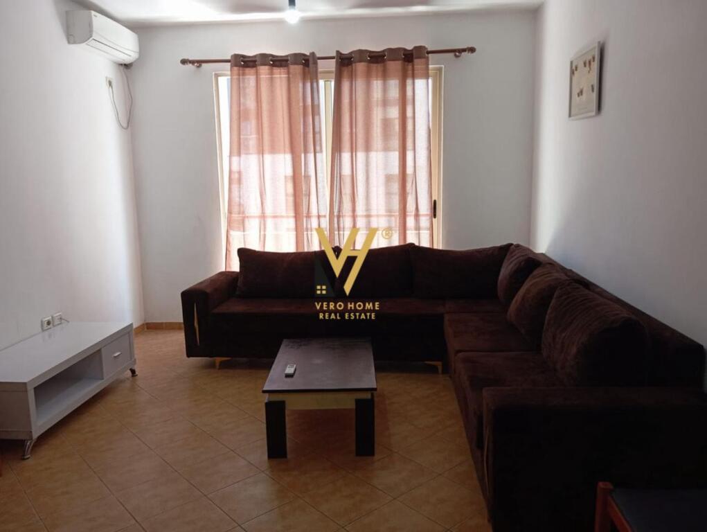 AFFITTASI APPARTAMENTO 1+1 A ASTIR 400 EURO