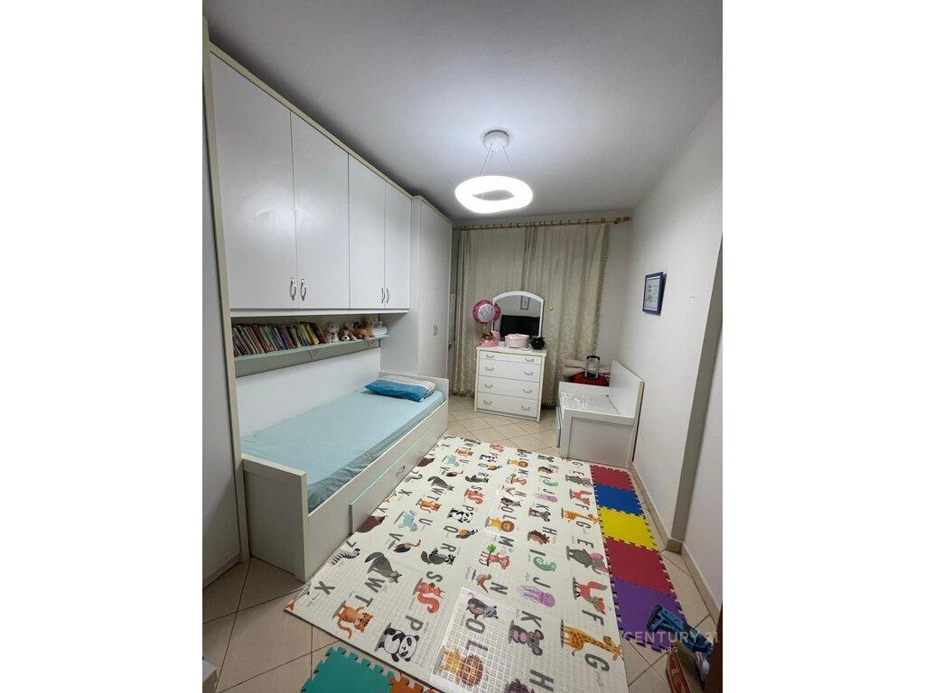 Astir, affittasi appartamento 2+1