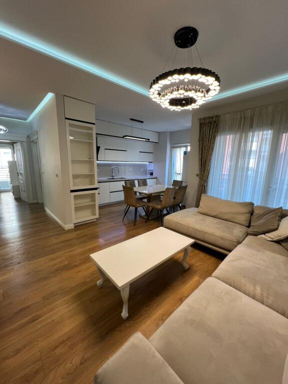 APARTMENT FOR RENT 2+1+2