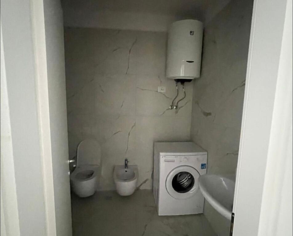 Apartament me qera