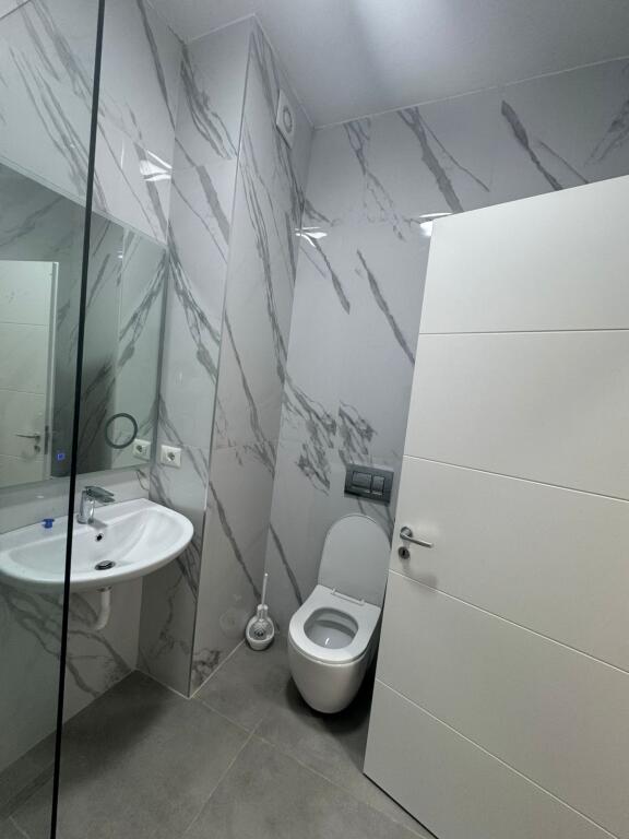 Apartment for rent 2+1 near Fusha e Aviacionit