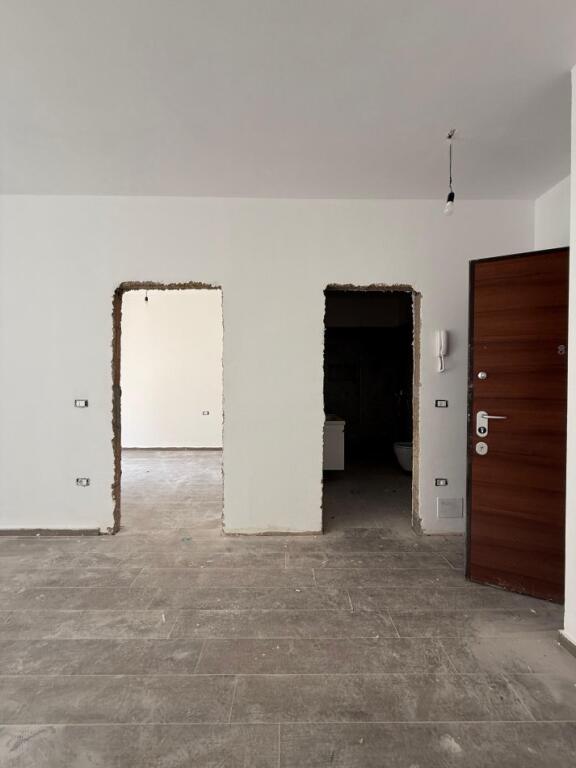 OFFICE FOR RENT 70 M2 LAPRAKE 450 EURO