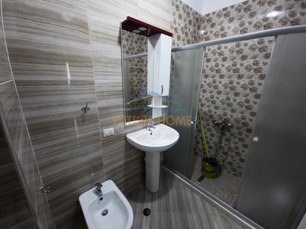 Affitto, Appartamento 1+1, Centro, Tirana.