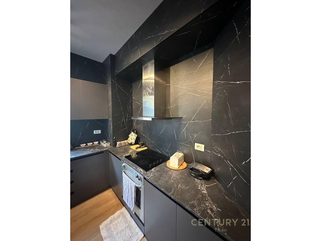 Viale Zogu I, affittasi appartamento 1+1