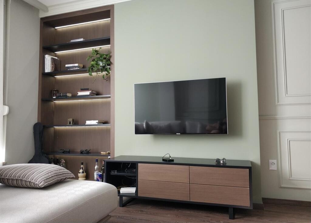 (Jepet apartament 2+1+2 me qera ne rrugen Islam Alla(myslym shyr))