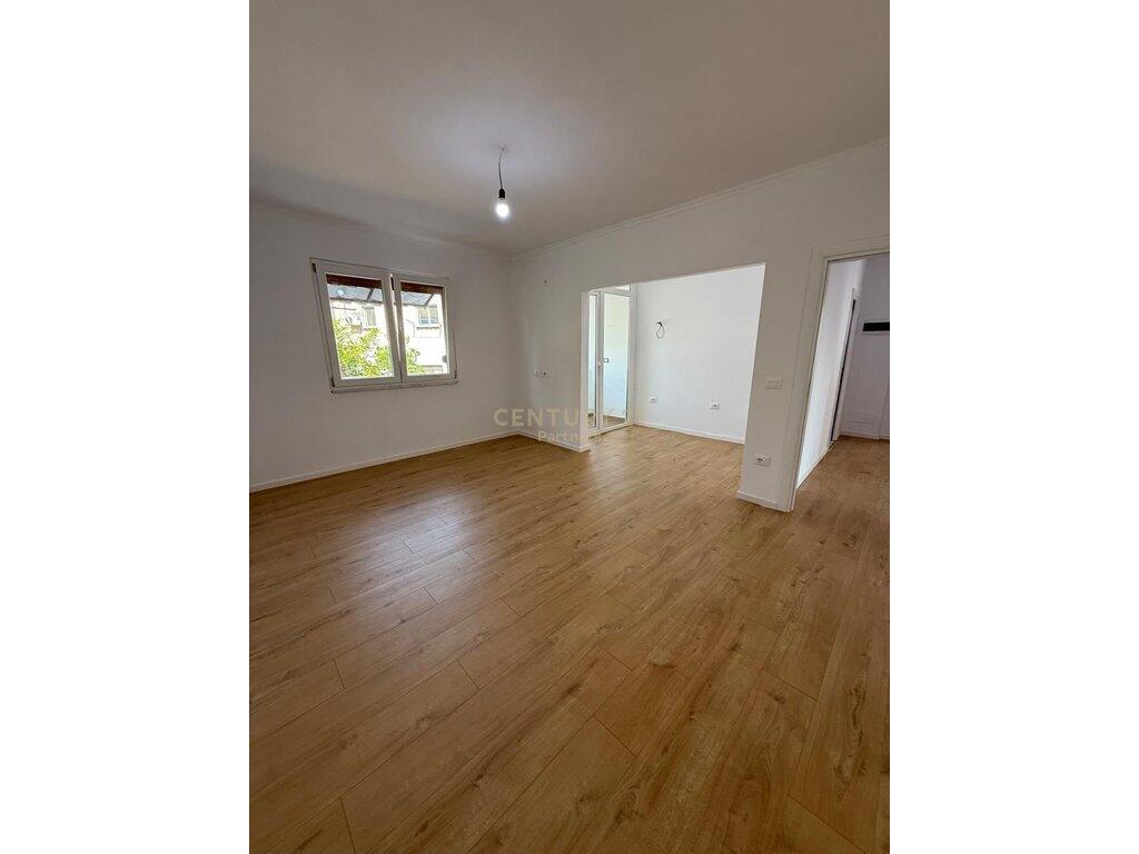 🏠 Vendesi appartamento 2+1 ad Ali Demi – Completamente ristrutturato!