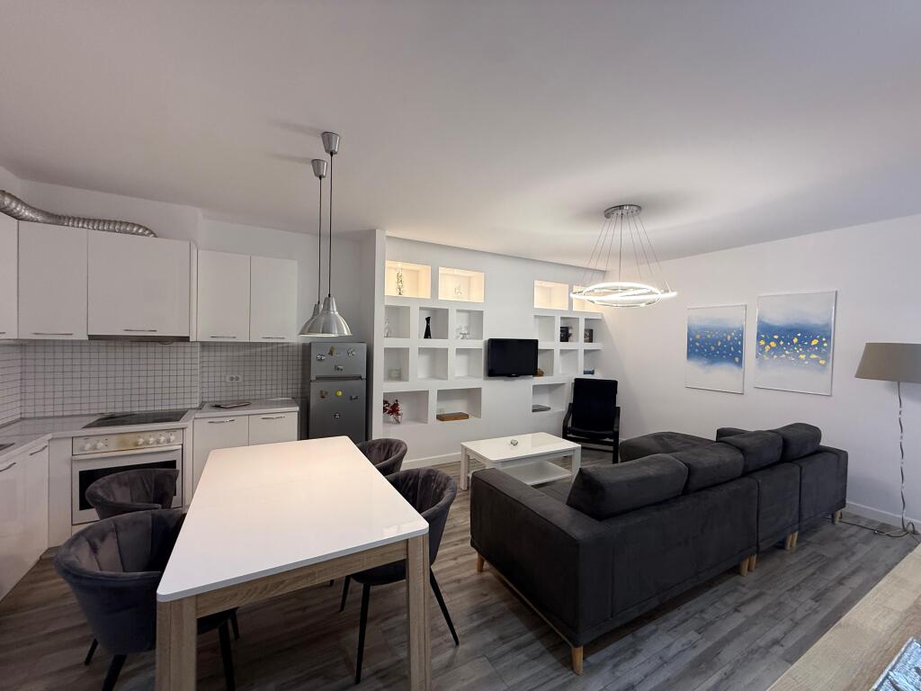 APARTAMENT 1+1 NE SHITJE-RRUGA E BARRIKADAVE