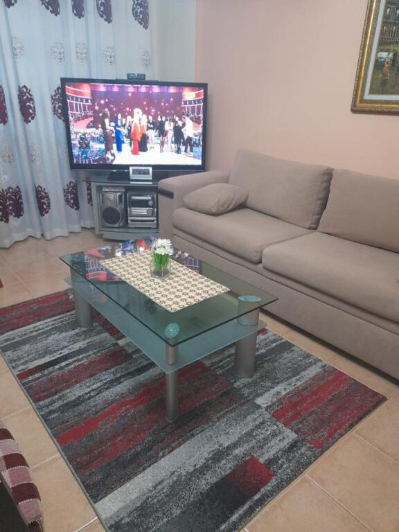 SHITET APARTAMENT 2+1 102M2 250000 EURO MOZAIKU TIRANE