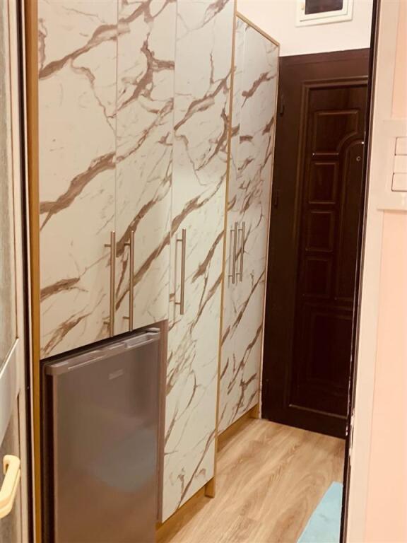 MONOLOCALE IN AFFITTO 38 M2 MINE PEZA 40.000 LEKE
