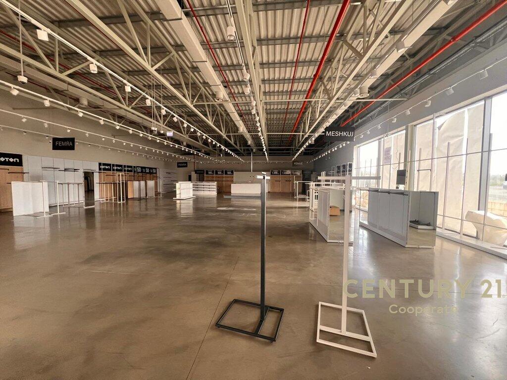 🏬 SHOP SPACE FOR RENT WITH COMMERCIAL DESTINATION – AT “TIRANA OUTLET PARK” Strategic location opposite MEGATEK Shopping Center!