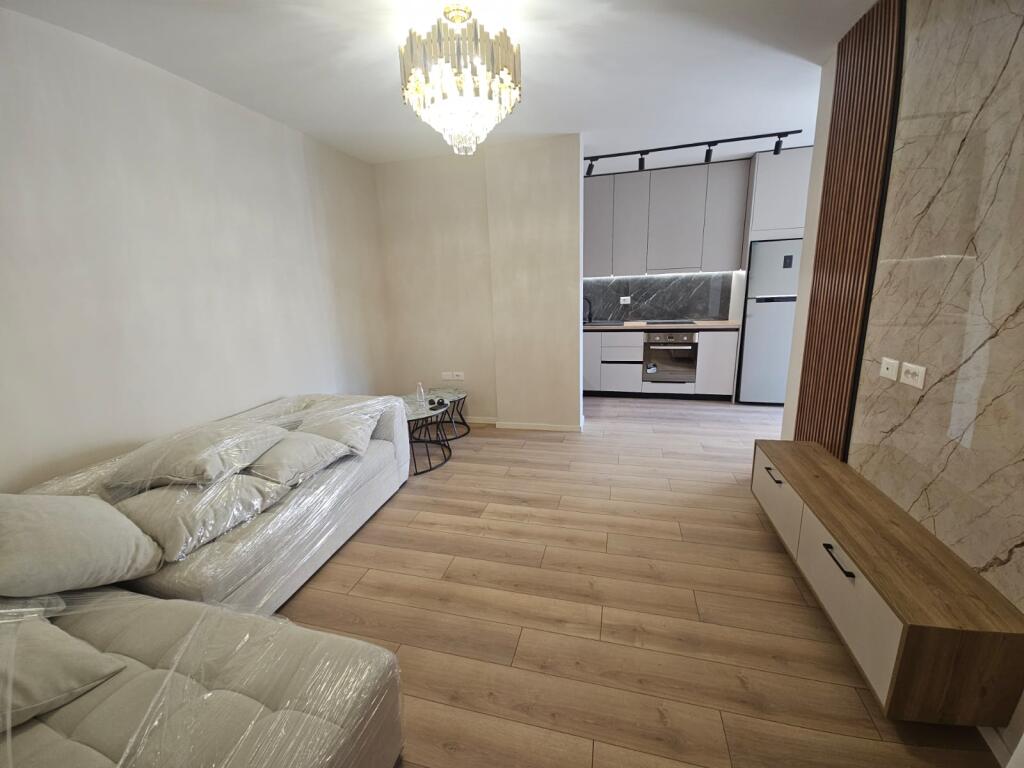 Appartamento 2+1 in vendita ad Astir