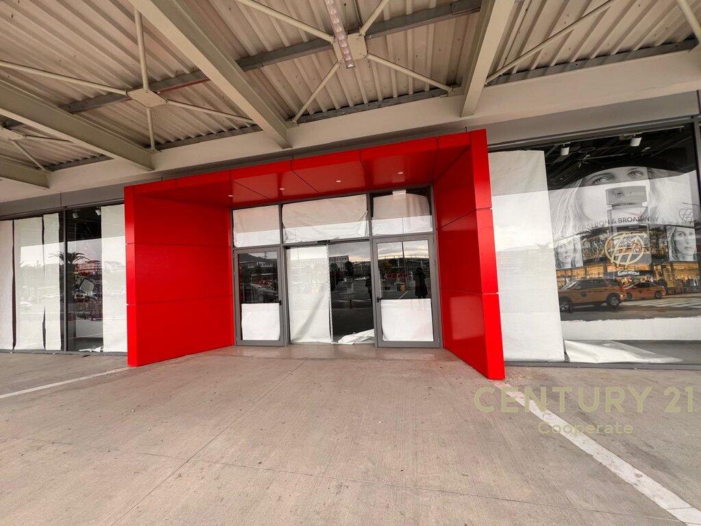 🏬 SHOP SPACE FOR RENT WITH COMMERCIAL DESTINATION – AT “TIRANA OUTLET PARK” Strategic location opposite MEGATEK Shopping Center!