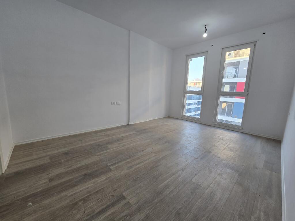 Apartament 2+1 ne Shitje ne Kompleksin Rezidencial University