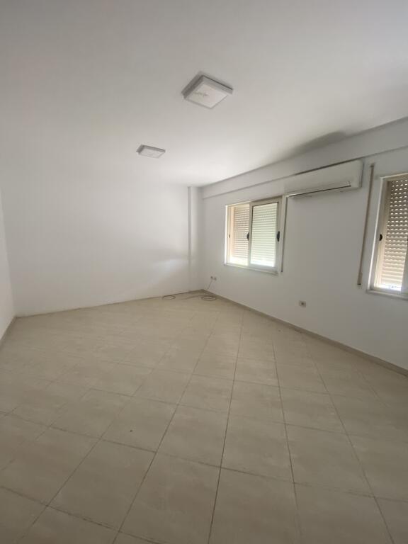 2+1, empty on jordan misja street, 214,000 euros negotiable