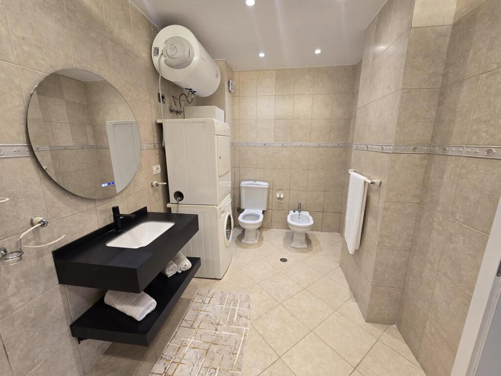 Apartament ne shitje 2+1+2 tek Petro Nini