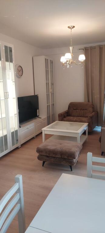 In affitto Appartamento 2+1+1, in via Sadik, Varri Bamit