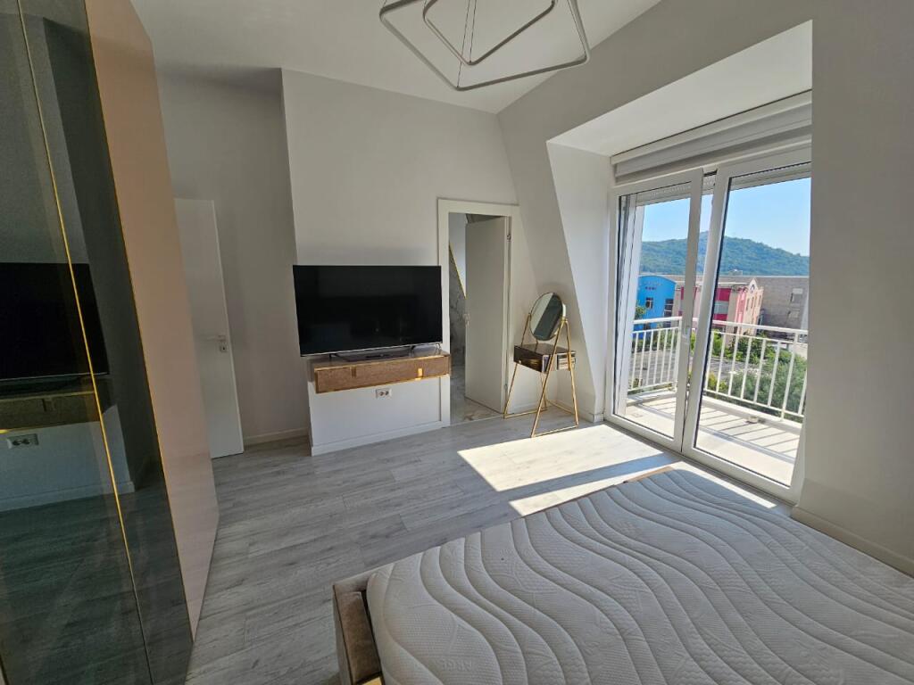 🏡 Appartamento 2+1+2 in Affitto Teg