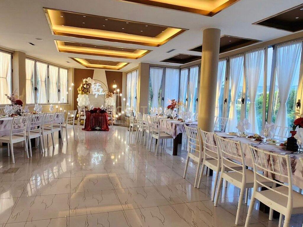 RESORT ESCLUSIVO IN AFFITTO – VAQARR (PISCINA &amp; SALA EVENTI)