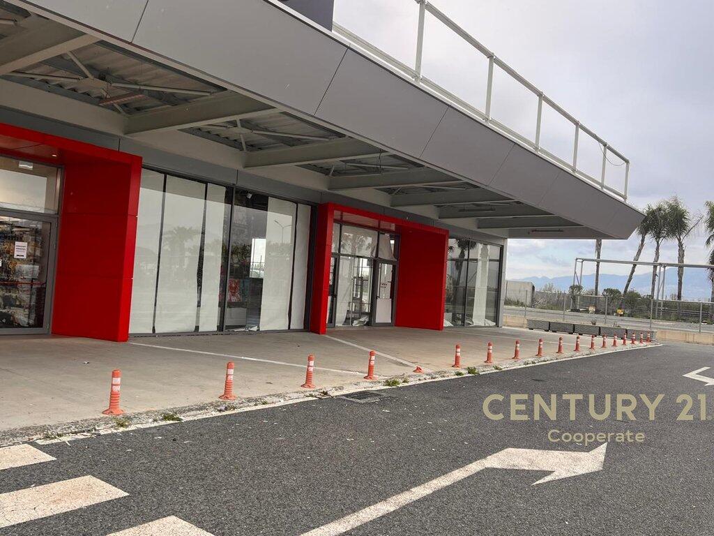 🏬 SHOP SPACE FOR RENT WITH COMMERCIAL DESTINATION – AT “TIRANA OUTLET PARK” Strategic location opposite MEGATEK Shopping Center!