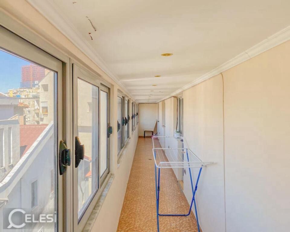 JEPET ME QERA APARTAMENT 2+1 700 EURO VASIL SHANTO