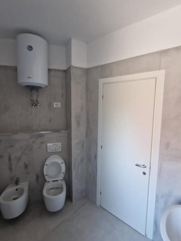 Apartament për qira
