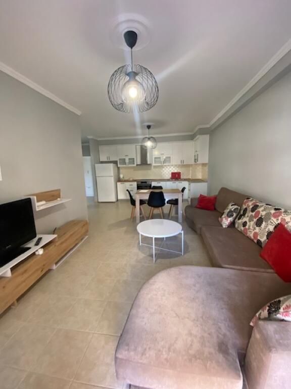 Apartament 2+1 me Qera, Komuna e Parisit