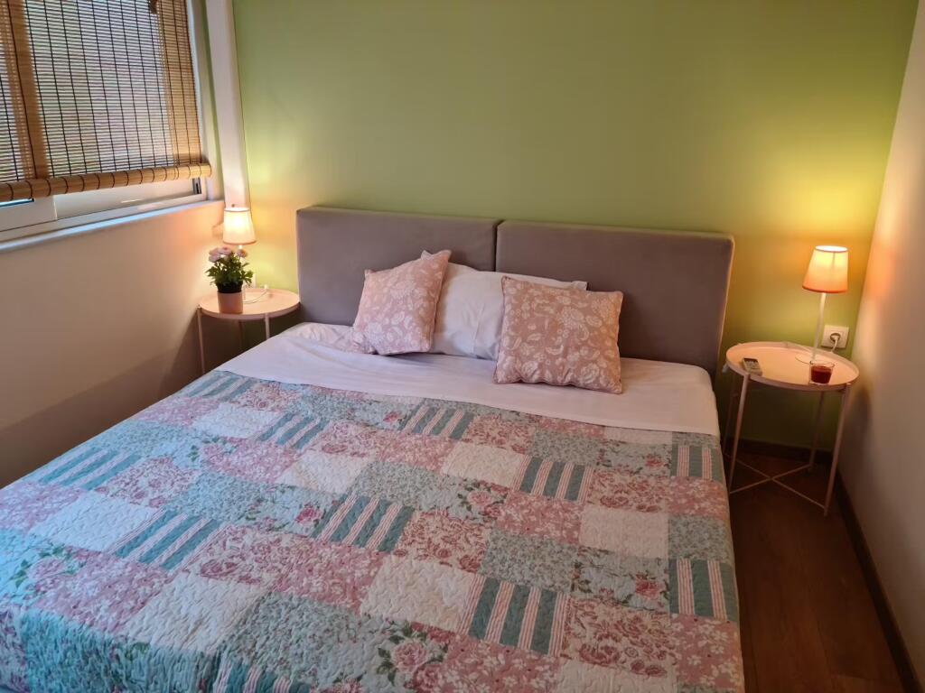 Apartament Me Qera 1+1 Tek Ish-Parku I Autobuzave (ID B211360) Tirane