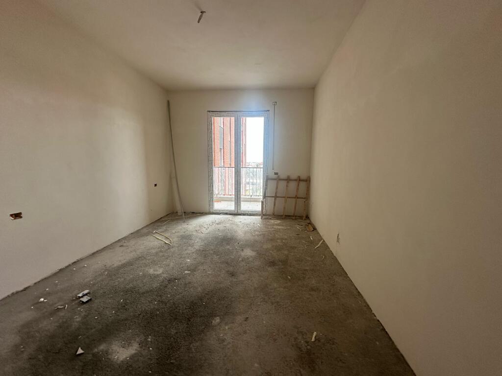 Apartment 1+1 for Sale in Kamez