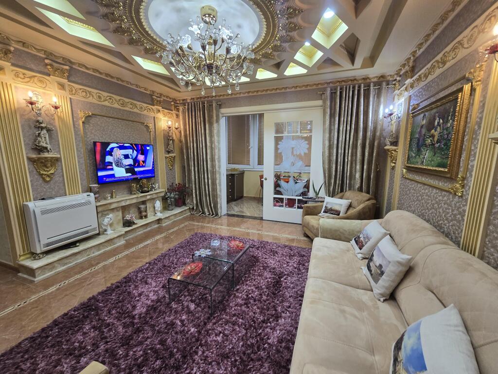 Apartament 3+1+2+Ballkone Shitje Prene Rezidences Kodra e Diellit 1