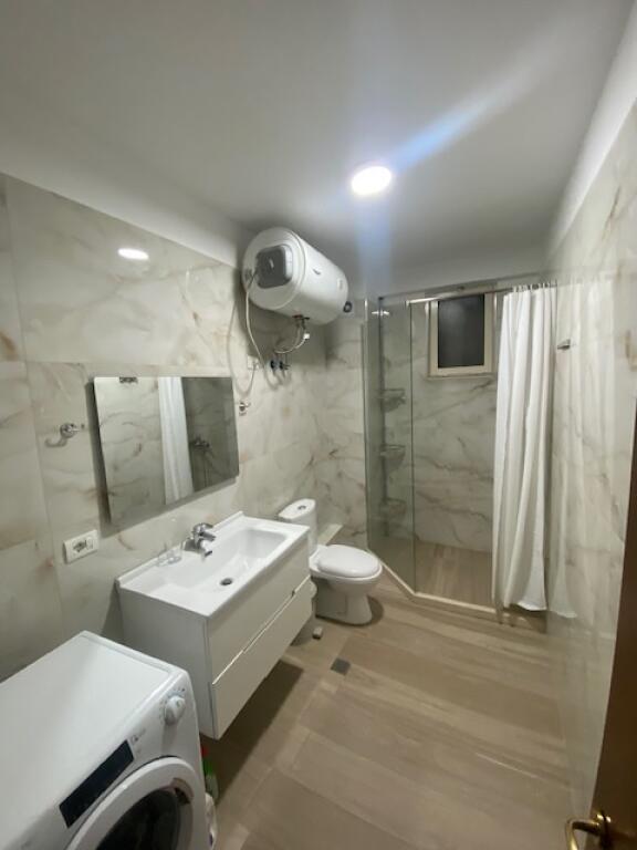 Apartament 2+1 me Qera, Komuna e Parisit