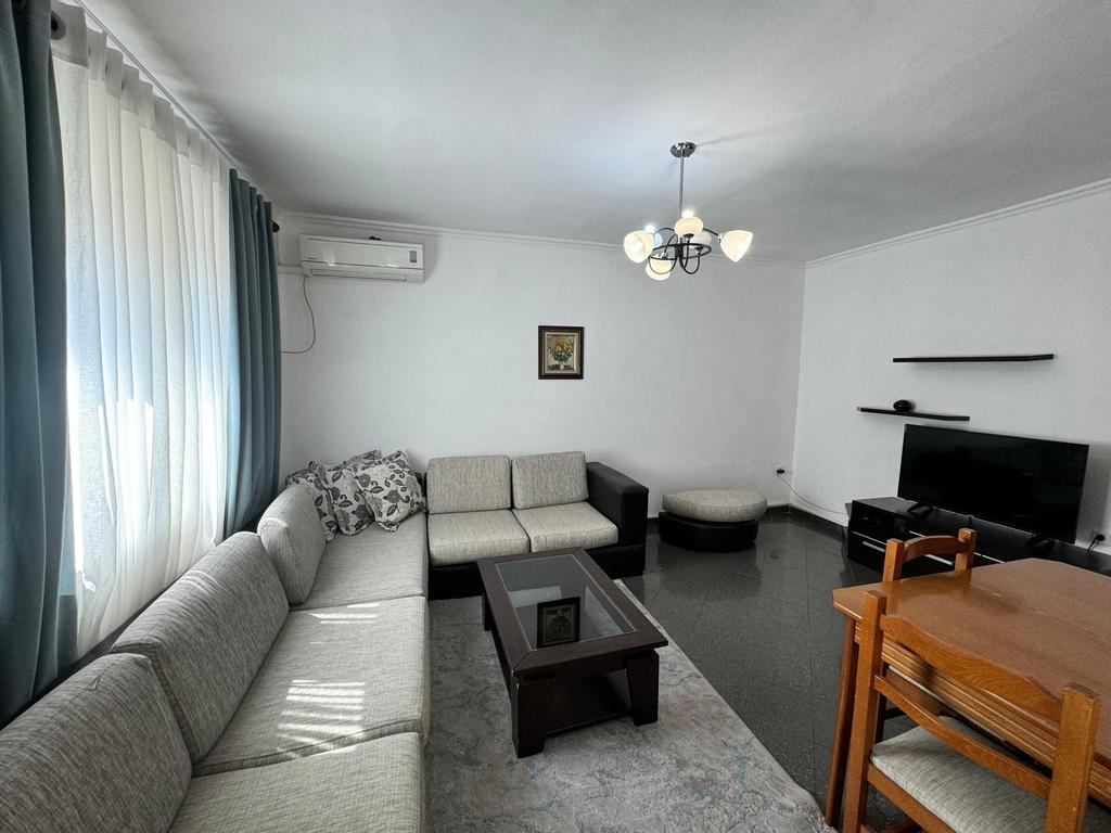 Tregu Elektrik, appartamento 2+1 in affitto 500 € /Mese