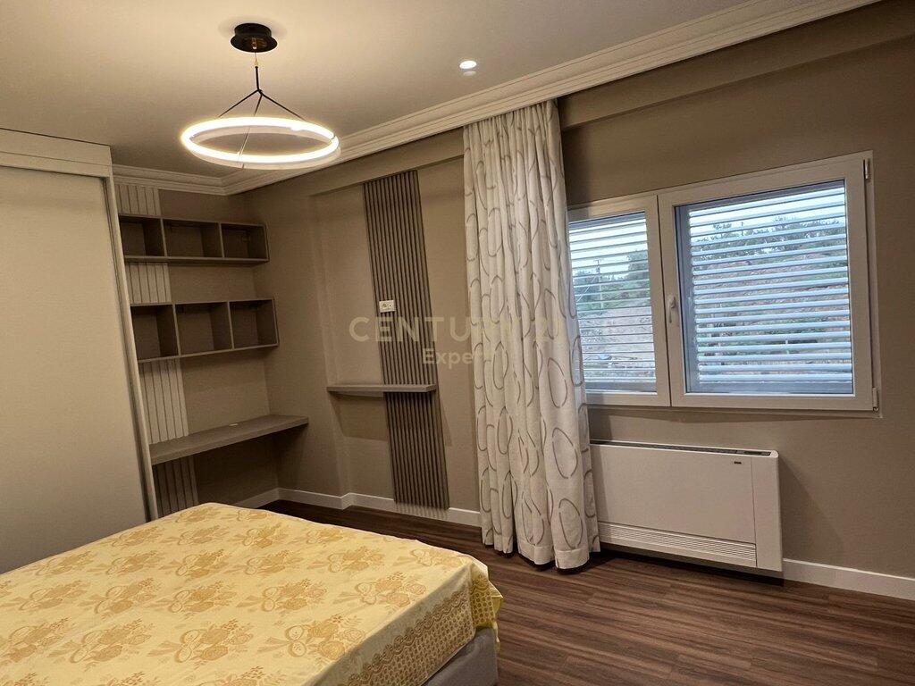 FOR RENT APARTMENT 3+1+2 – LAKE LAND RESIDENCE, FARKË