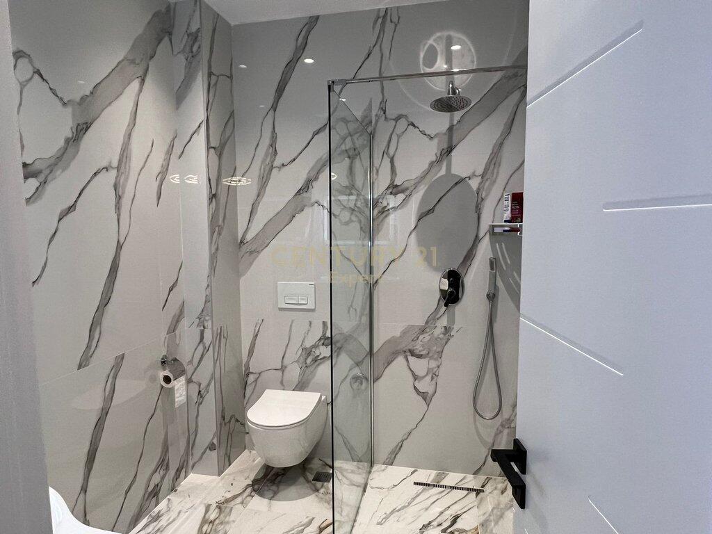 FOR RENT APARTMENT 3+1+2 – LAKE LAND RESIDENCE, FARKË