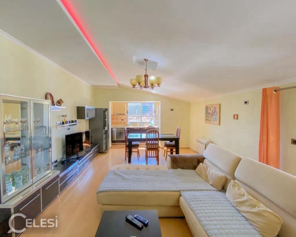 JEPET ME QERA APARTAMENT 2+1 700 EURO VASIL SHANTO