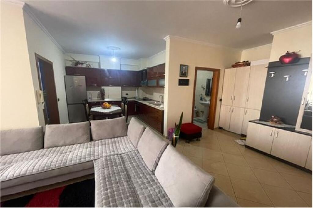 Apartment 2+1 for sale in the Astir area is offered.