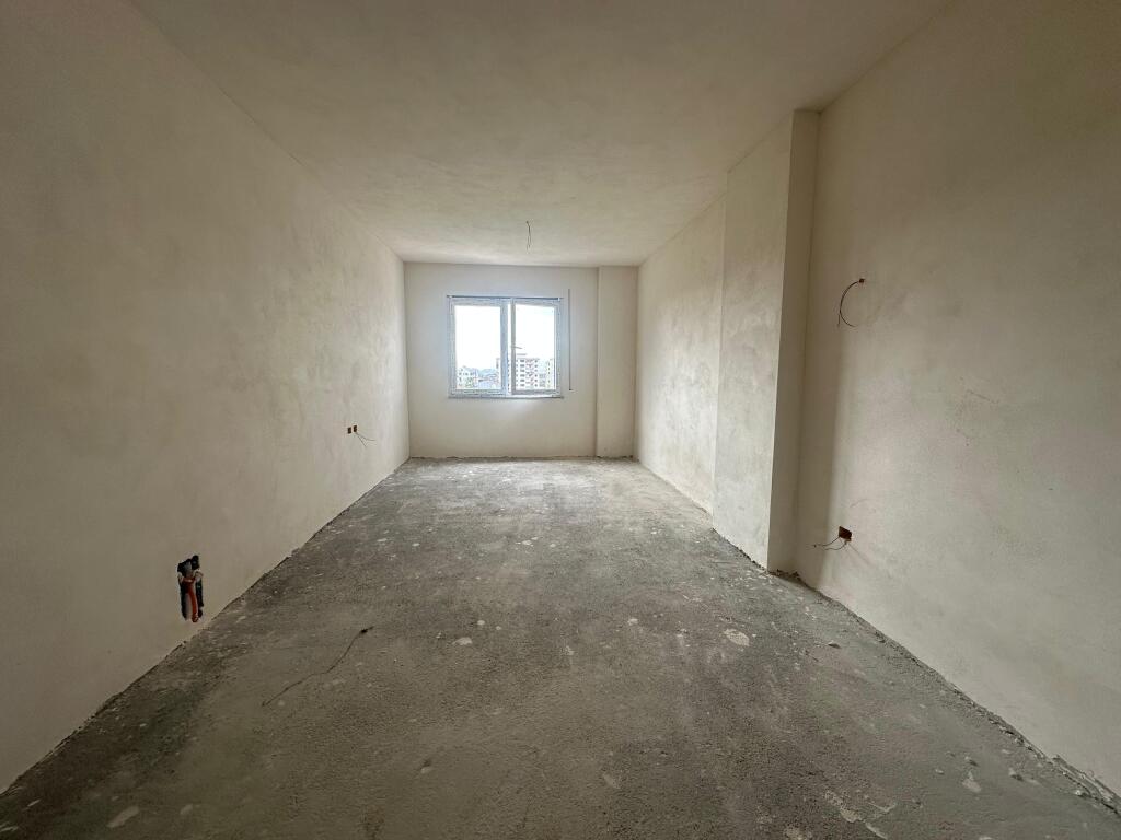 Apartament 1+1 ne Shitje ne Kamez