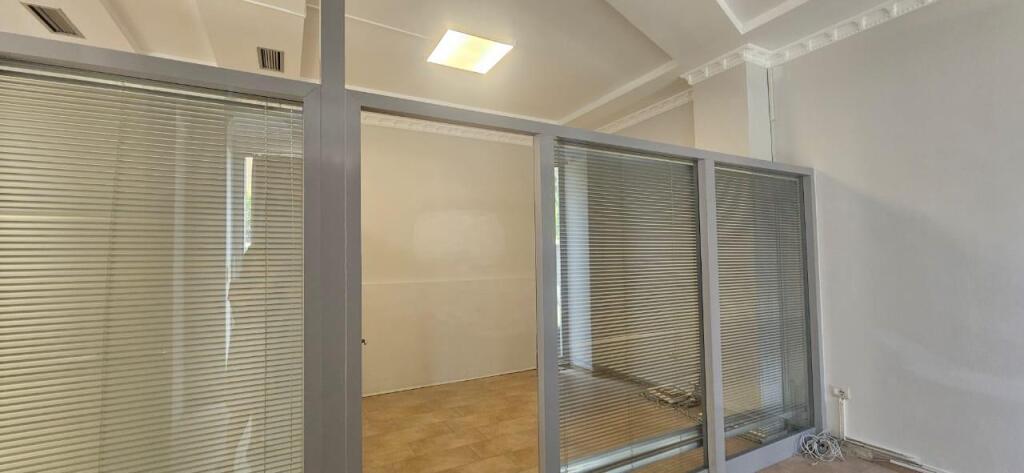 Office for Rent at Ambasador 3